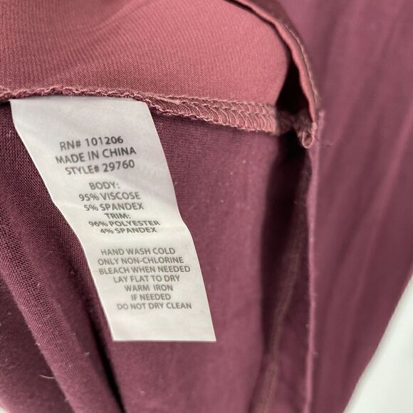 Soft Surroundings Shirt Size Small Womens Burgundy V Neck Satin Trim Tunic Top - Picture 8 of 8